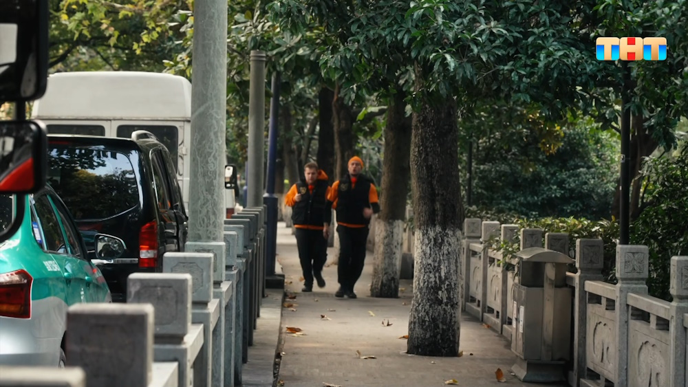 Кадр из 12 выпуска